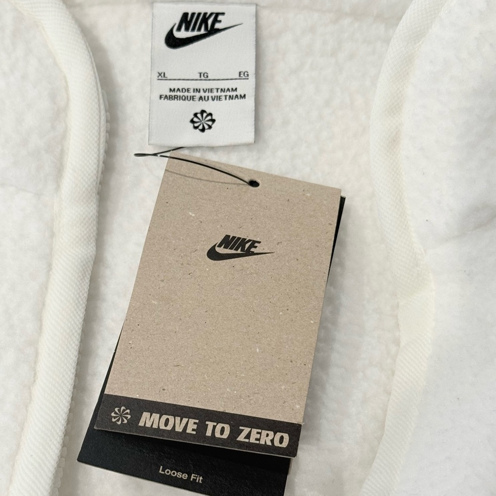 NIKE Men’s Sportswear Club Winterized Sherpa Vest White NEW - Picture 7 of 10